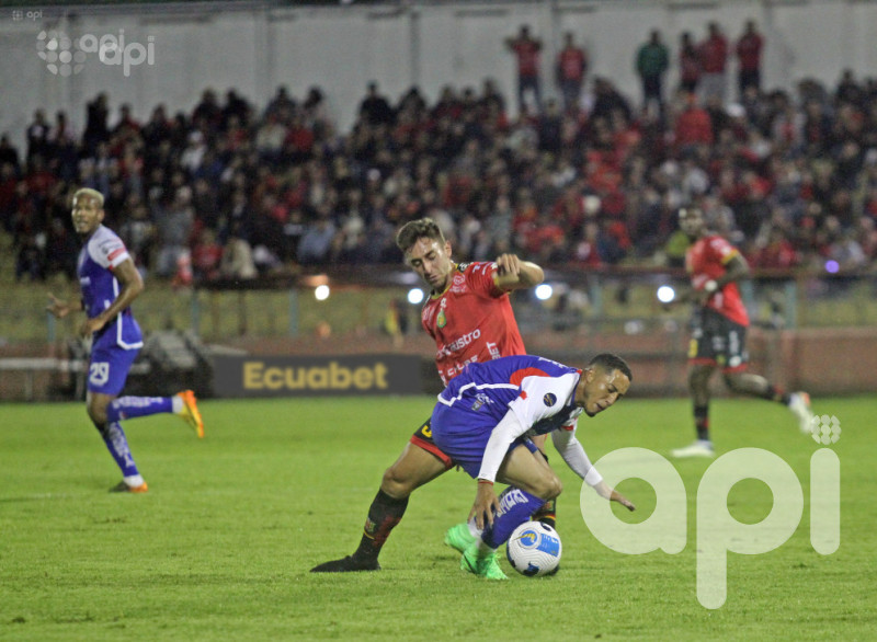 El Cuenquita vuelve a golear en casa