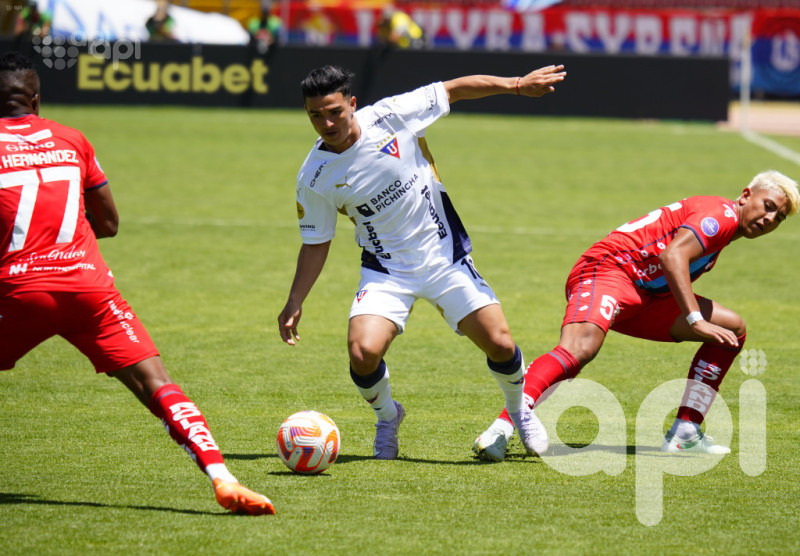El Nacional festeja 1-0 sobre Liga