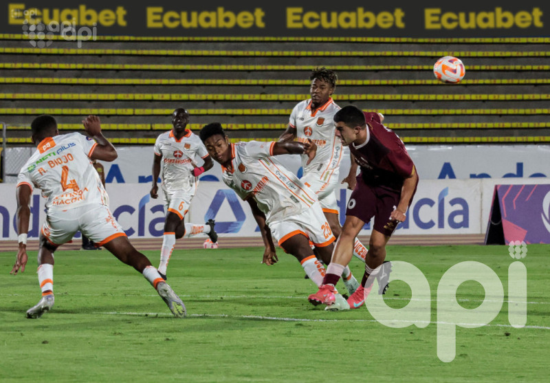 El lojano perdona y el llanero se lo come