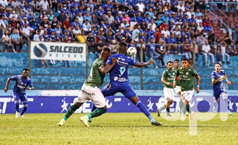 Emelec no pasa del cero ante Orense
