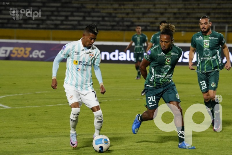 Universidad Católica se impone 3-2 sobre Mushuc Runa