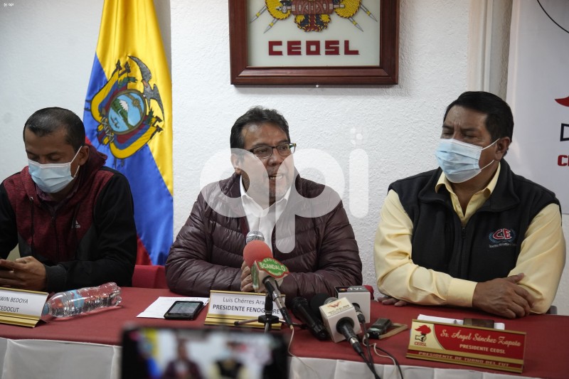 POL-UIO-RRPP-FUT-LASSO-MARCHA
