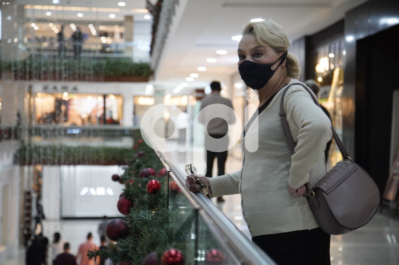 SOI-UIO-CENTRO-COMERCIAL-QUICENTRO-NAVIDAD-COMPRAS