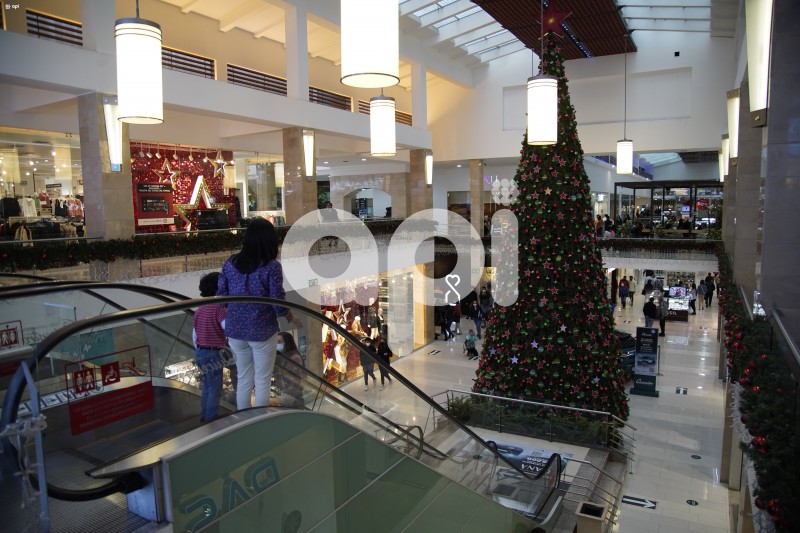 SOI-UIO-CENTRO-COMERCIAL-QUICENTRO-NAVIDAD-COMPRAS