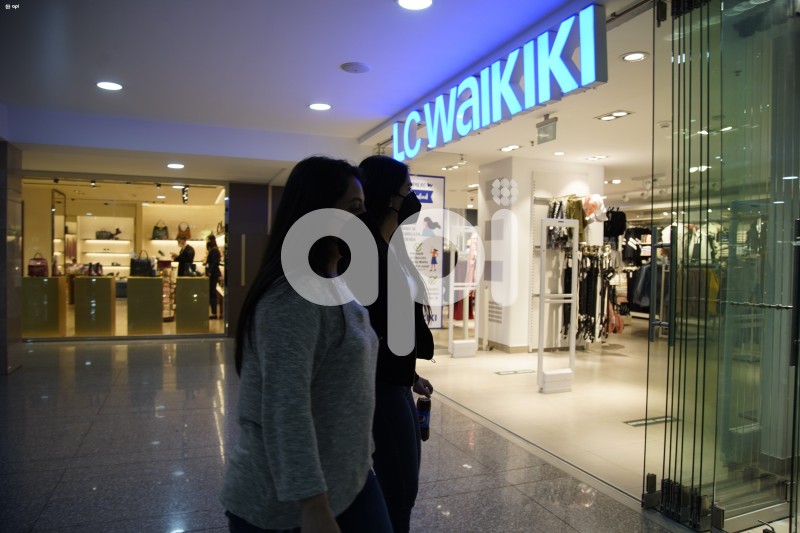 SOI-UIO-CENTRO-COMERCIAL-QUICENTRO-NAVIDAD-COMPRAS