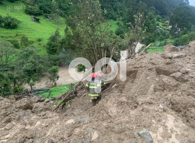 CUE-DESLIZAMIENTO-SAYAUSI