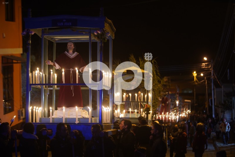 UIO-PROCESION-ANDAS-PUELLARO