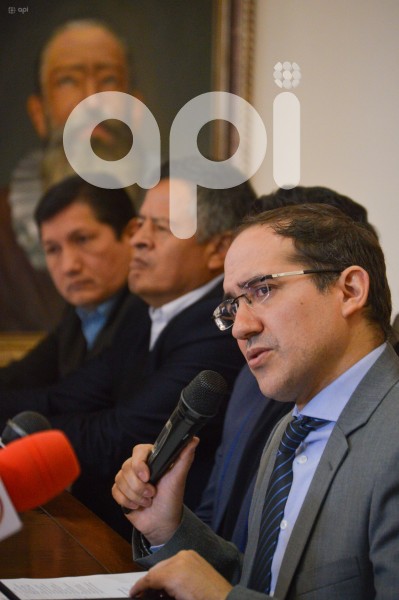 CUE-INFORME-GOBERNADOR-FERIADO