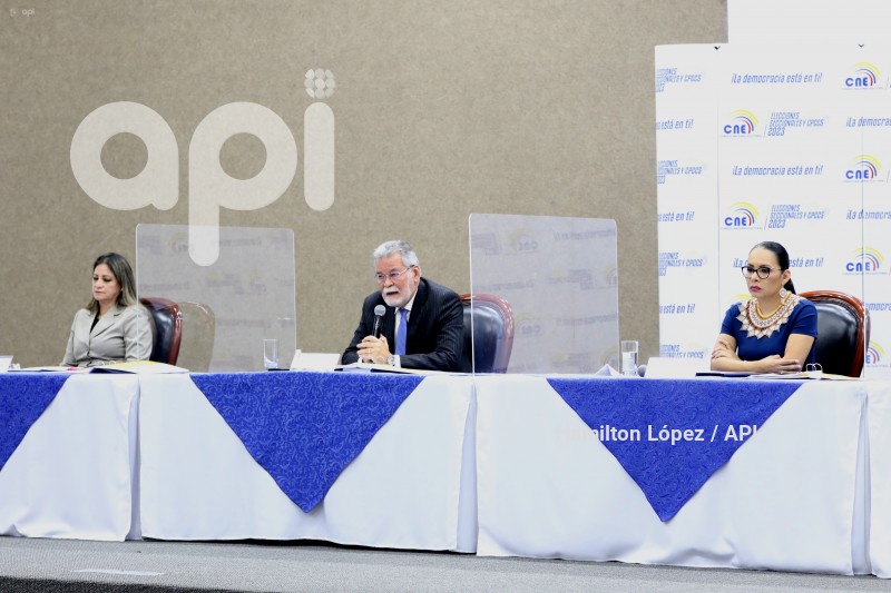 UIO-CONVOCATORIA-ELECCIONES-CNE