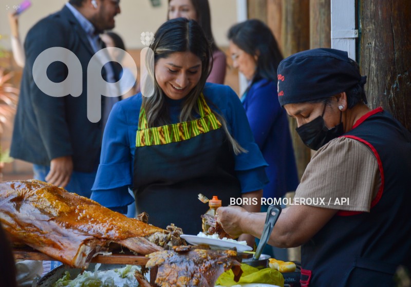 CUENCA-GUALACEO ANIVERSARIO DE LAS ARTESANIAS