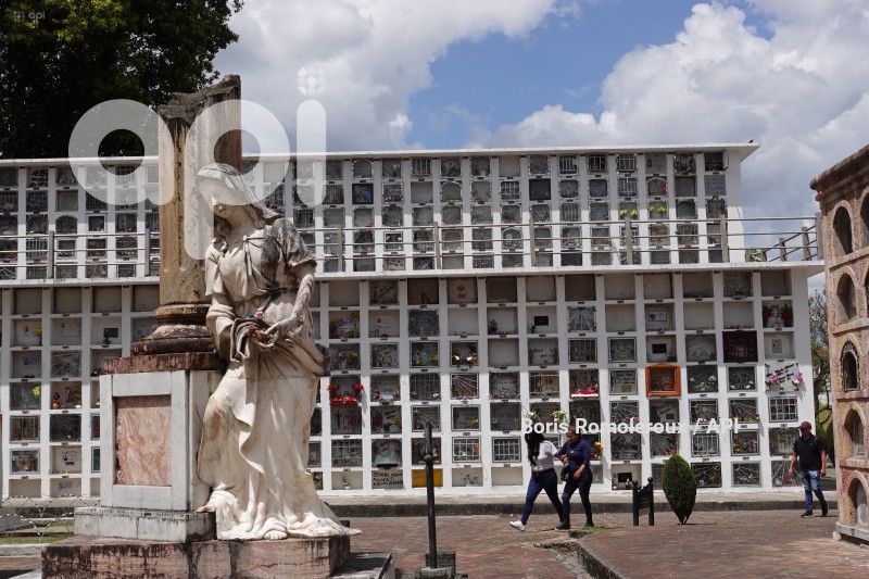 CUENCA-CEMENTERIO-DIFUNTOS