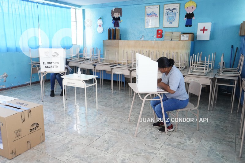 UIO-VOTO-SECCIONALES