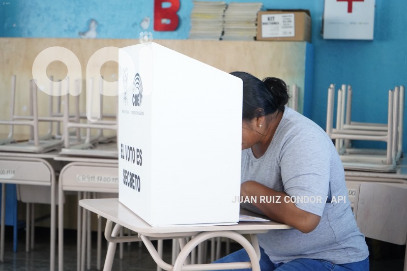 UIO-VOTO-SECCIONALES