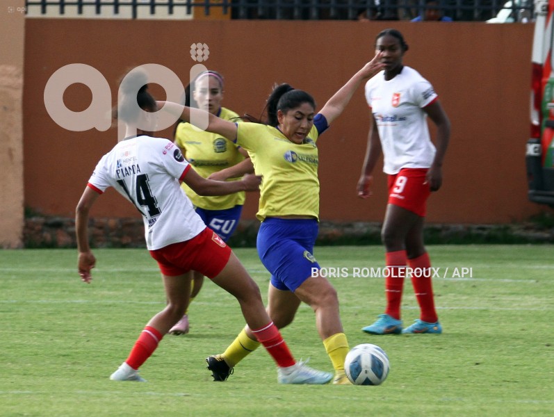 SUPERLIGA-VARNERAS UPS-D IBARRA