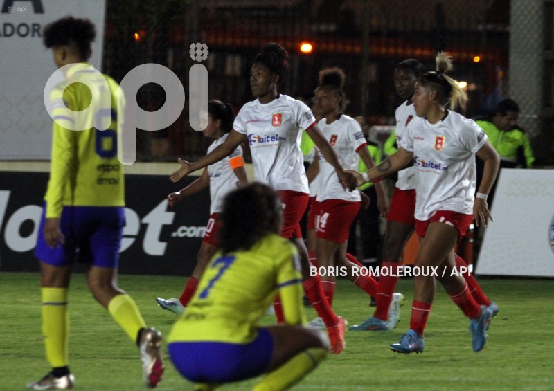 SUPERLIGA-VARNERAS UPS-D IBARRA