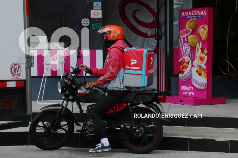 Fotografías Sociedad DELIVERYQUITO