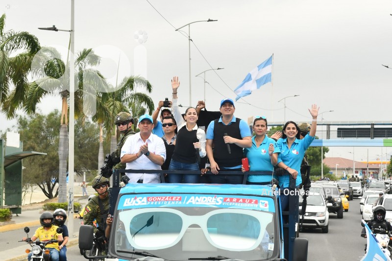 MANTA-LUISA-GONZALEZ-CIERRE-CAMPANA