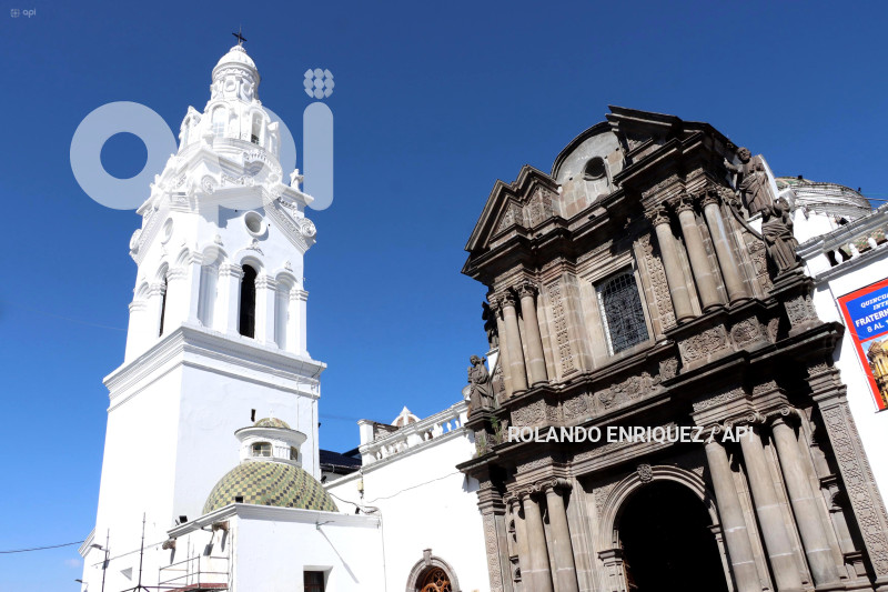 POSTALES DE QUITO - ARCHIVO 