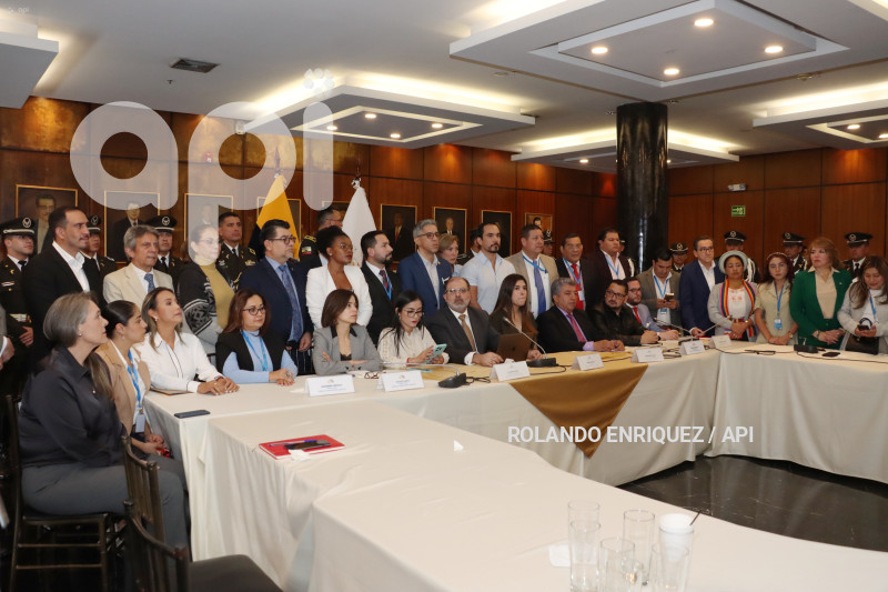 RESOLUCIONES-ASAMBLEA-HENRY-KRONFLE