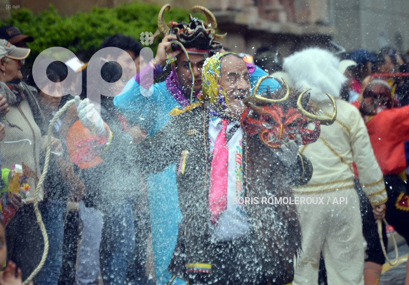 CUENCA-DESFILE CARNAVAL-2024