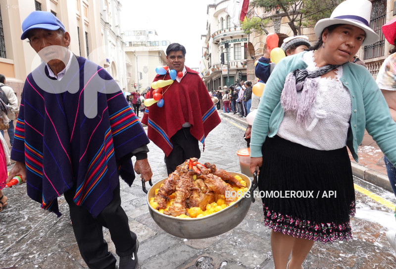 CUENCA-DESFILE CARNAVAL-2024