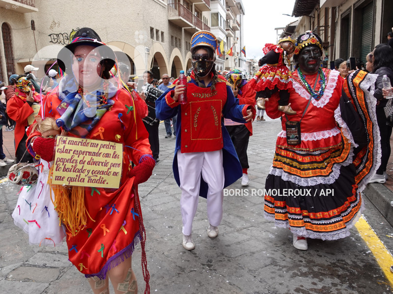 CUENCA-DESFILE CARNAVAL-2024