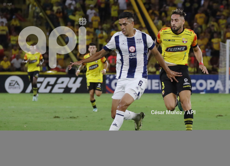 FBL-LIBERTADORES-BARCELONA-TALLERES