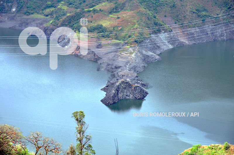 CUENCA-CENTRAL HIDROELECTRICA-MAZAR