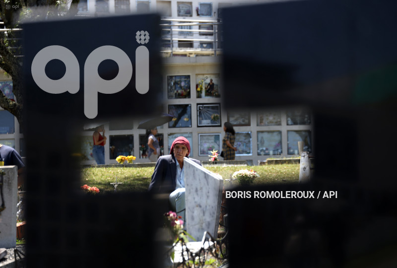 CUENCA CEMENTERIO-DIA DIFUNTOS