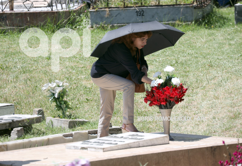 CUENCA CEMENTERIO-DIA DIFUNTOS