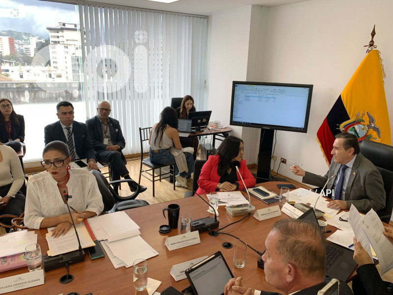 COMISION JUSTICIA PRENDAS MILITARES