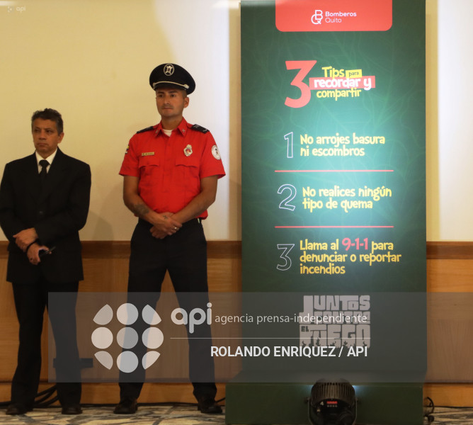 BOMBEROS JUNTOS CONTRA EL FUEGO