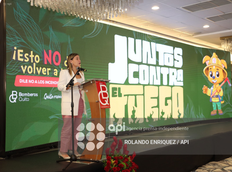 BOMBEROS JUNTOS CONTRA EL FUEGO