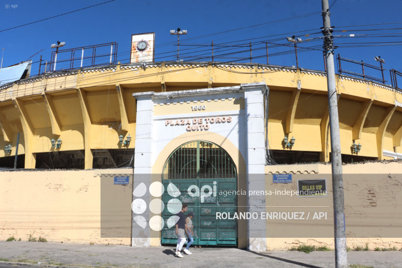 PLAZA DE TOROS QUITO