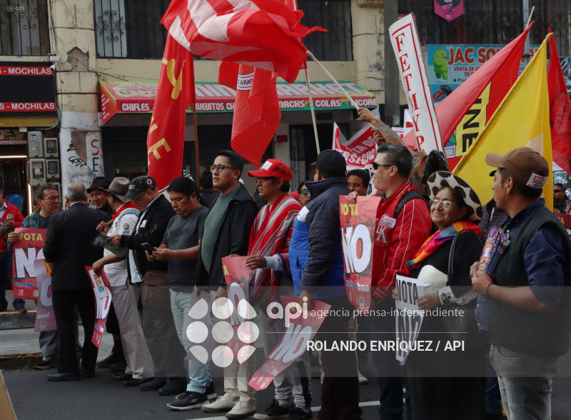 MARCHA ORGANIZACIONES SOCIALES POR EL NO