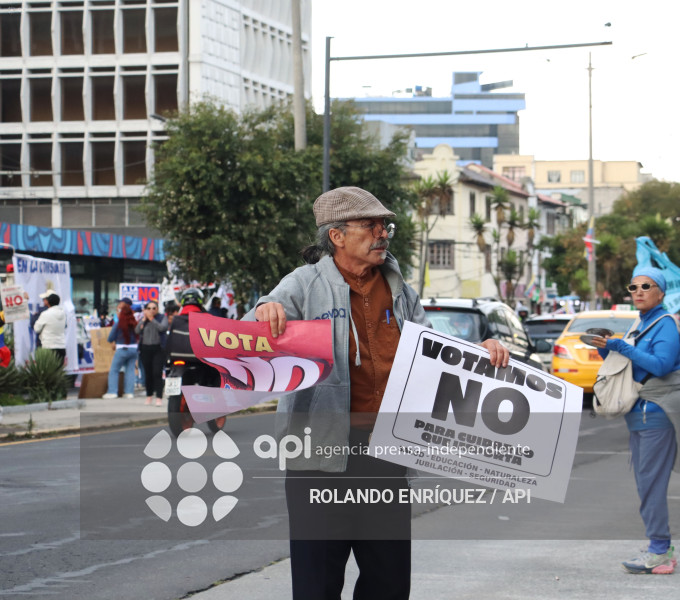 MARCHA ORGANIZACIONES SOCIALES POR EL NO