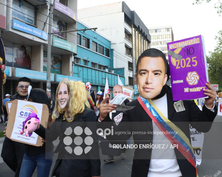 MARCHA ORGANIZACIONES SOCIALES POR EL NO