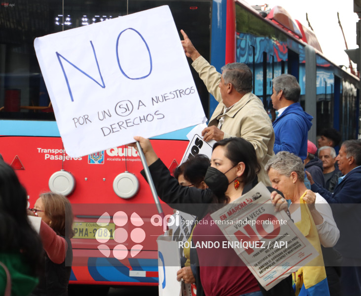 MARCHA ORGANIZACIONES SOCIALES POR EL NO