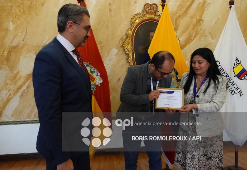 CUENCA-RECONOCIMIENTO A 15 EMPRESAS-ARCSA