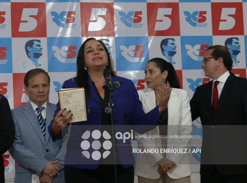 RUEDA DE PRENSA DE REVOLUCION CIUDADANA