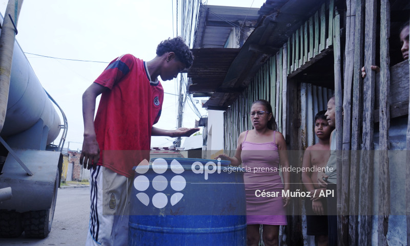 GYE-ESCASEZ AGUA DURAN