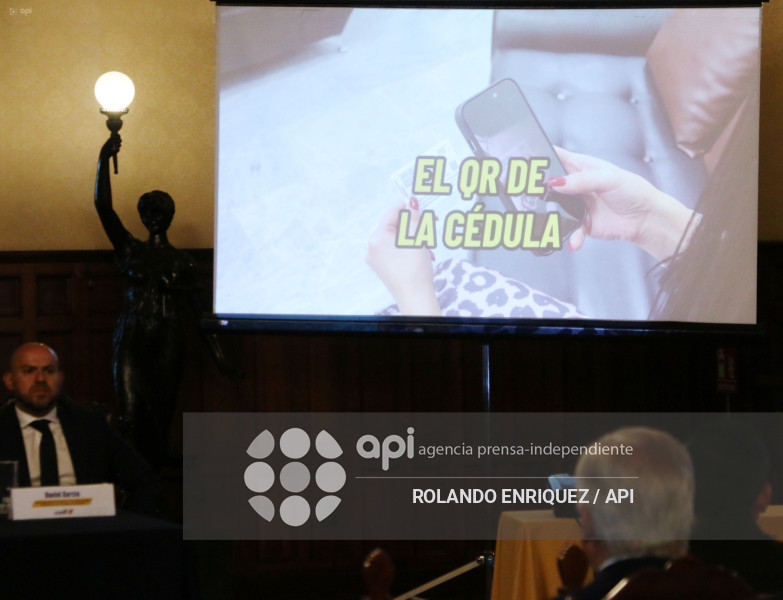 ACCESO A PROGRAMAS DEL GOBIERNO POR LA CEDULA