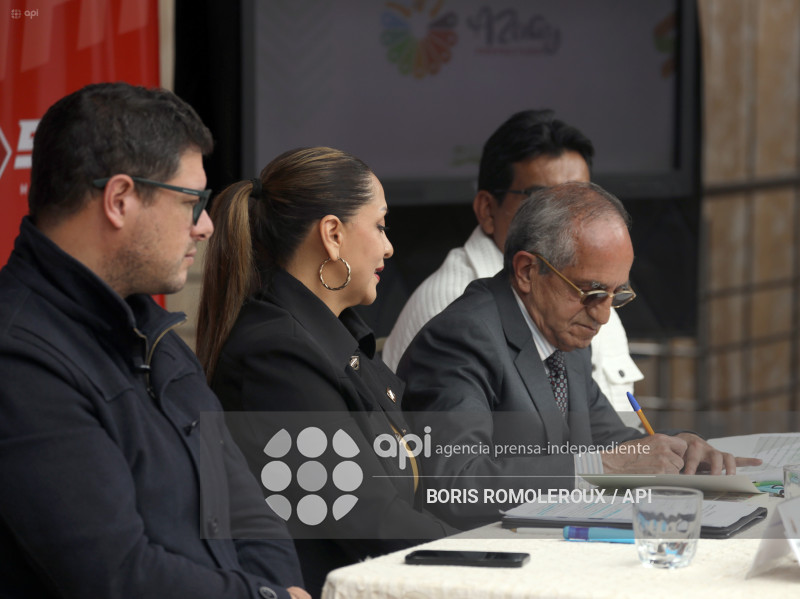 CUENCA-LANZAMIENTO CARRERA DE LAS CRUCES-VADO