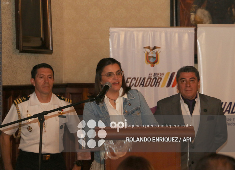 ACCESO A PROGRAMAS DEL GOBIERNO POR LA CEDULA