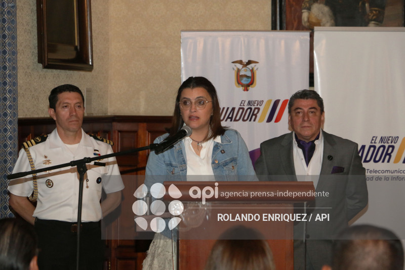 ACCESO A PROGRAMAS DEL GOBIERNO POR LA CEDULA