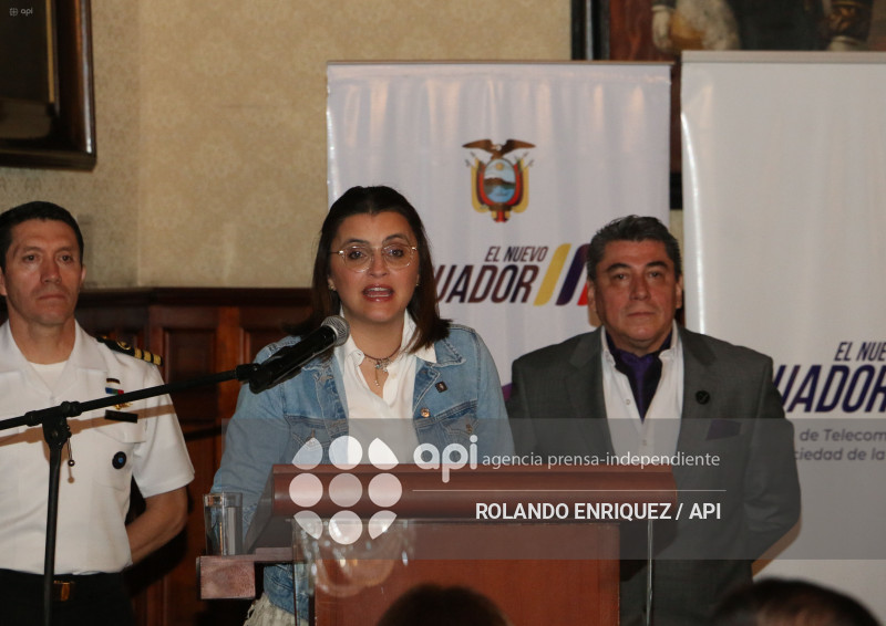 ACCESO A PROGRAMAS DEL GOBIERNO POR LA CEDULA