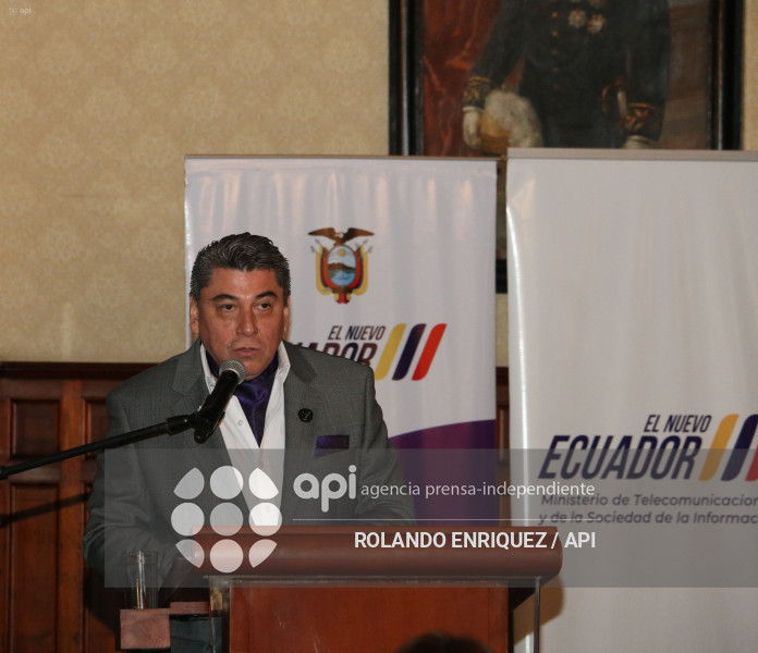 ACCESO A PROGRAMAS DEL GOBIERNO POR LA CEDULA