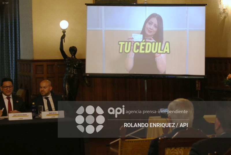 ACCESO A PROGRAMAS DEL GOBIERNO POR LA CEDULA
