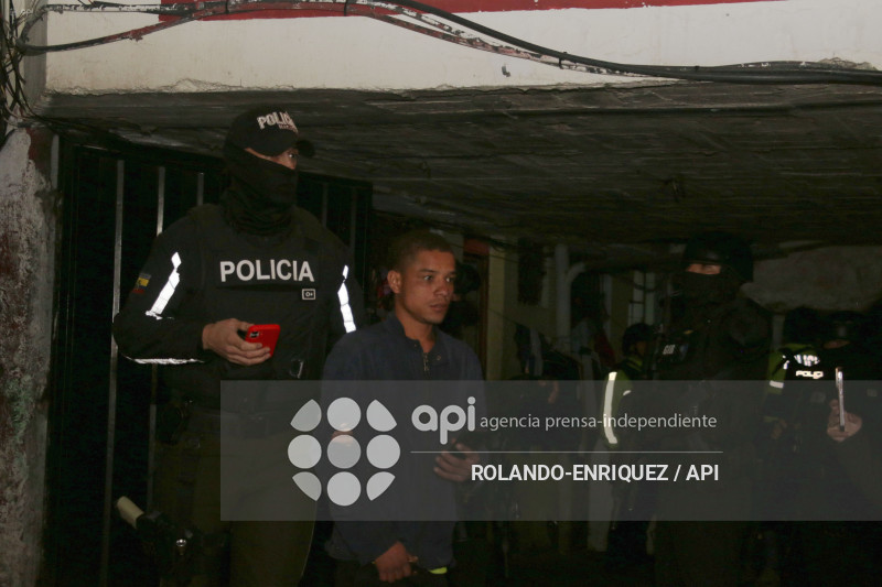 POLICIA OPERATIVOS SEGURIDAD COMITE DEL PUEBLO