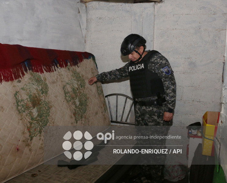 POLICIA OPERATIVOS SEGURIDAD COMITE DEL PUEBLO